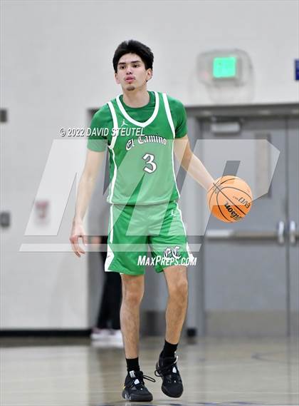 Thumbnail 3 in El Camino vs. Florin (Les Curry Invitational) photogallery.