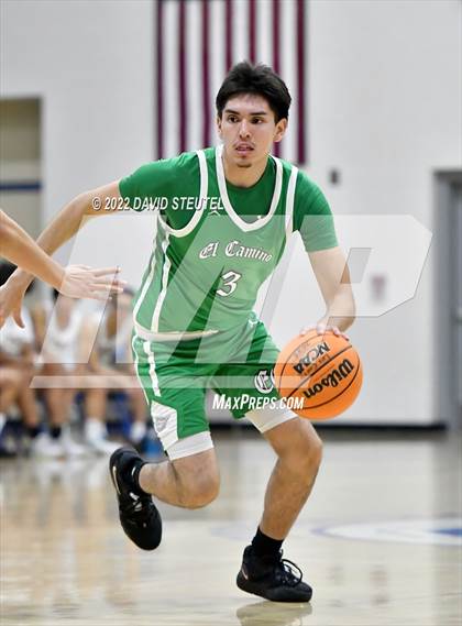 Thumbnail 2 in El Camino vs. Florin (Les Curry Invitational) photogallery.