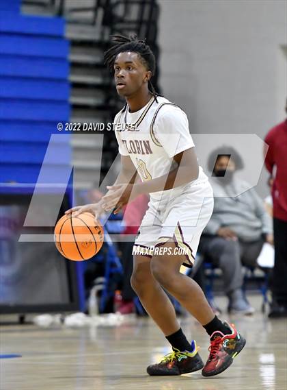 Thumbnail 1 in El Camino vs. Florin (Les Curry Invitational) photogallery.