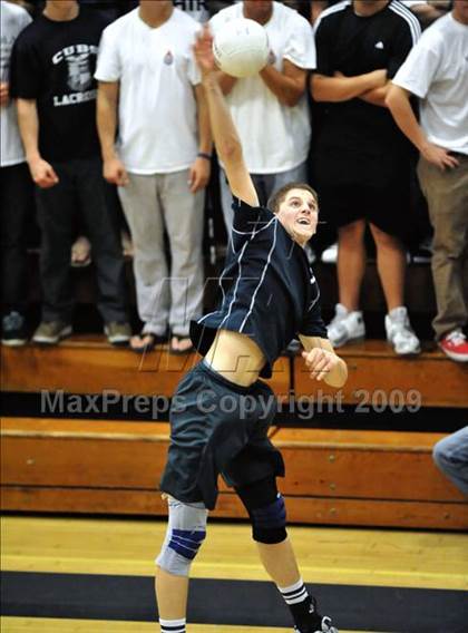 Thumbnail 3 in Loyola vs. Mater Dei (CIF SS D1 Final) photogallery.