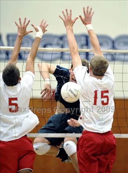 Thumbnail 1 in Loyola vs. Mater Dei (CIF SS D1 Final) photogallery.