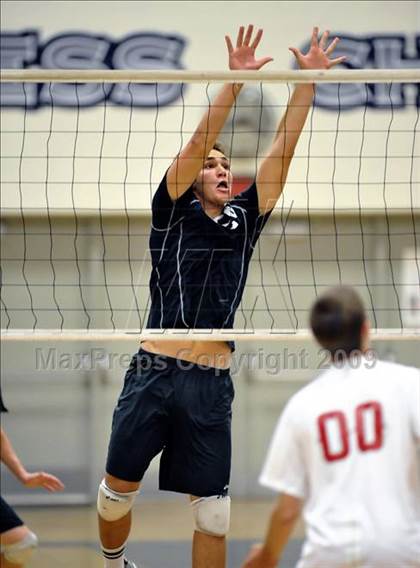 Thumbnail 3 in Loyola vs. Mater Dei (CIF SS D1 Final) photogallery.