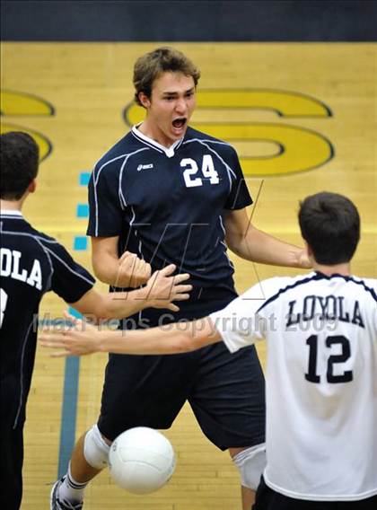Thumbnail 3 in Loyola vs. Mater Dei (CIF SS D1 Final) photogallery.