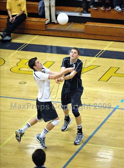 Thumbnail 1 in Loyola vs. Mater Dei (CIF SS D1 Final) photogallery.