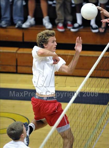 Thumbnail 1 in Loyola vs. Mater Dei (CIF SS D1 Final) photogallery.