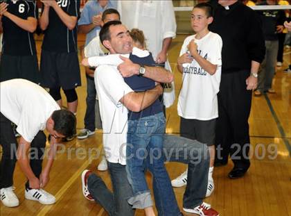 Thumbnail 2 in Loyola vs. Mater Dei (CIF SS D1 Final) photogallery.