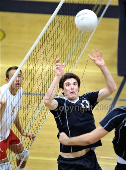 Thumbnail 2 in Loyola vs. Mater Dei (CIF SS D1 Final) photogallery.