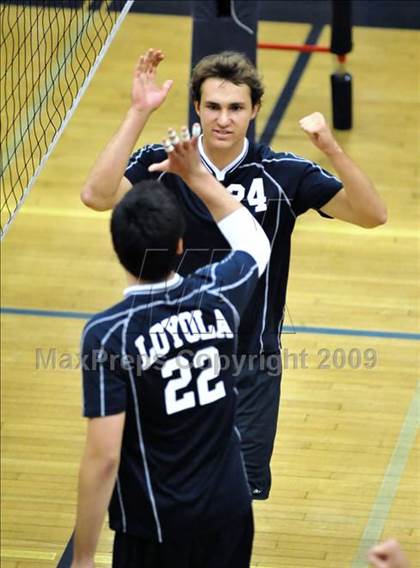 Thumbnail 3 in Loyola vs. Mater Dei (CIF SS D1 Final) photogallery.