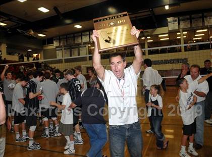 Thumbnail 2 in Loyola vs. Mater Dei (CIF SS D1 Final) photogallery.