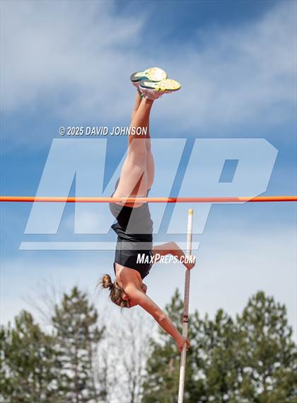 Thumbnail 2 in Rocky Mountain High Runners Roost photogallery.