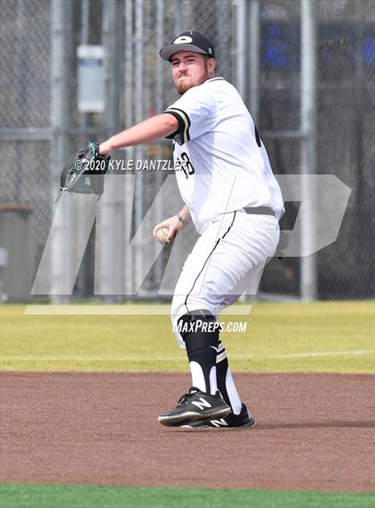 Thumbnail 2 in Pine Tree vs Pittsburg (Sunnyvale Invitational) photogallery.