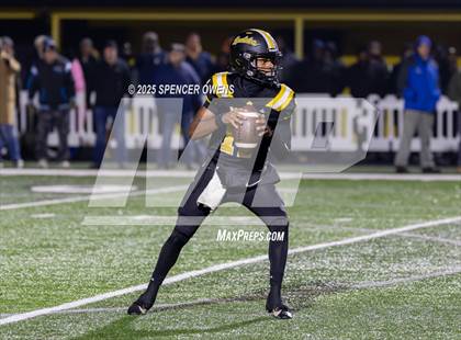 Thumbnail 3 in Shelby @ Lincolnton (NCHSAA 3A Regional) photogallery.