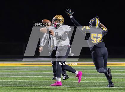 Thumbnail 1 in Shelby @ Lincolnton (NCHSAA 3A Regional) photogallery.