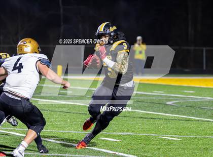 Thumbnail 1 in Shelby @ Lincolnton (NCHSAA 3A Regional) photogallery.