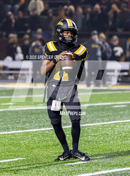 Thumbnail 2 in Shelby @ Lincolnton (NCHSAA 3A Regional) photogallery.