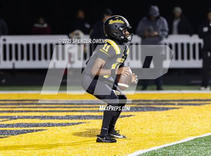 Thumbnail 2 in Shelby @ Lincolnton (NCHSAA 3A Regional) photogallery.