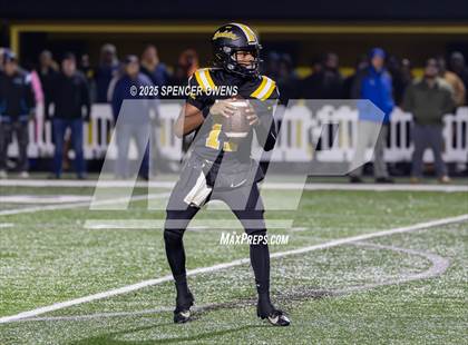 Thumbnail 2 in Shelby @ Lincolnton (NCHSAA 3A Regional) photogallery.