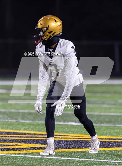 Thumbnail 2 in Shelby @ Lincolnton (NCHSAA 3A Regional) photogallery.