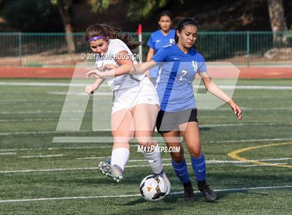 Thumbnail 2 in Claremont vs Diamond Ranch (Claremont Tournament) photogallery.