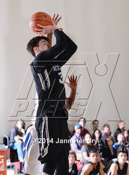 Thumbnail 1 in King vs. Archbishop Mitty (MaxPreps Holiday Classic) photogallery.