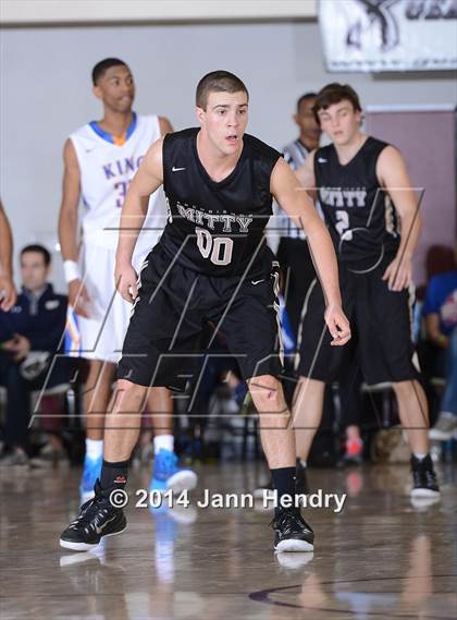 Thumbnail 3 in King vs. Archbishop Mitty (MaxPreps Holiday Classic) photogallery.