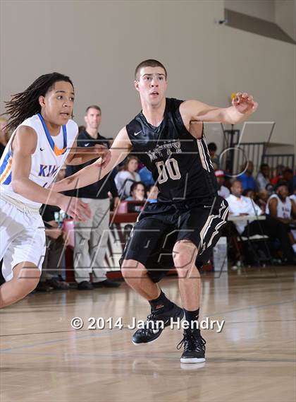 Thumbnail 1 in King vs. Archbishop Mitty (MaxPreps Holiday Classic) photogallery.
