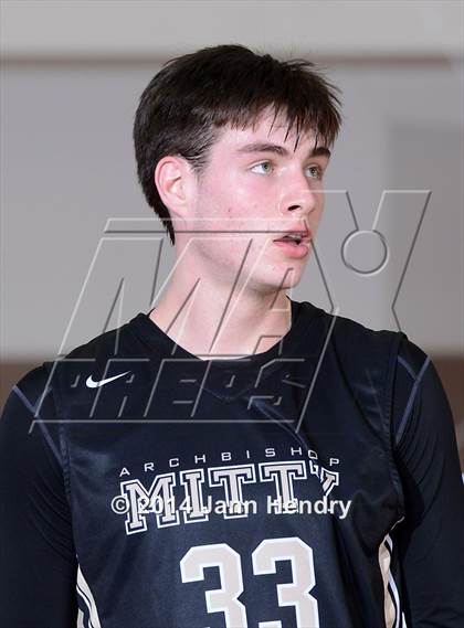 Thumbnail 3 in King vs. Archbishop Mitty (MaxPreps Holiday Classic) photogallery.