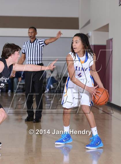 Thumbnail 2 in King vs. Archbishop Mitty (MaxPreps Holiday Classic) photogallery.