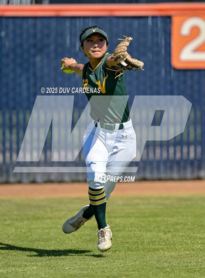 Thumbnail 2 in Central Catholic vs. Vanden (CIF SJS D3 Final) photogallery.