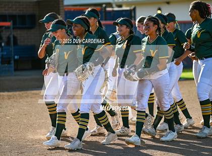 Thumbnail 1 in Central Catholic vs. Vanden (CIF SJS D3 Final) photogallery.