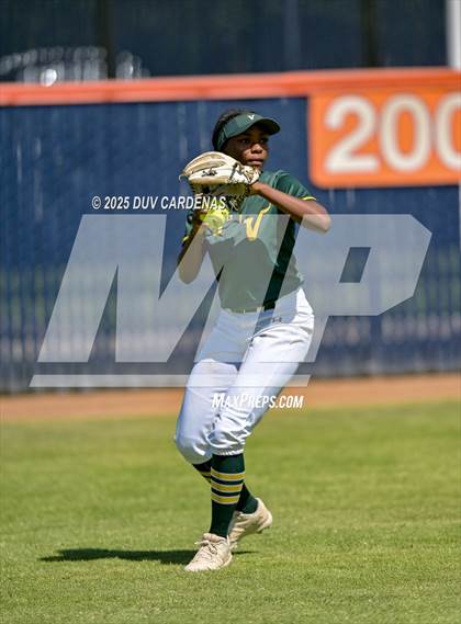Thumbnail 1 in Central Catholic vs. Vanden (CIF SJS D3 Final) photogallery.