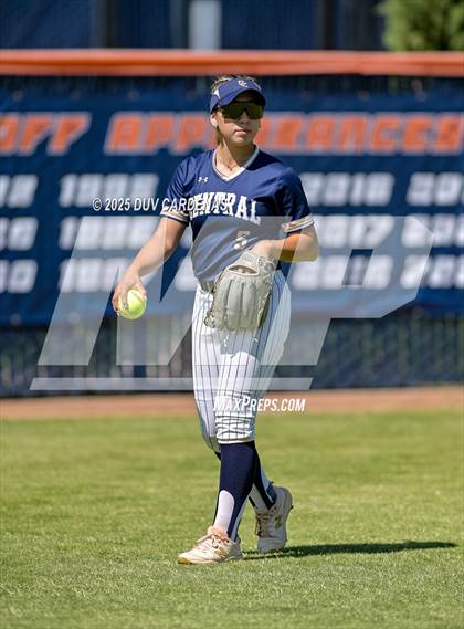 Thumbnail 1 in Central Catholic vs. Vanden (CIF SJS D3 Final) photogallery.