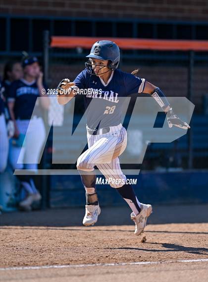 Thumbnail 2 in Central Catholic vs. Vanden (CIF SJS D3 Final) photogallery.