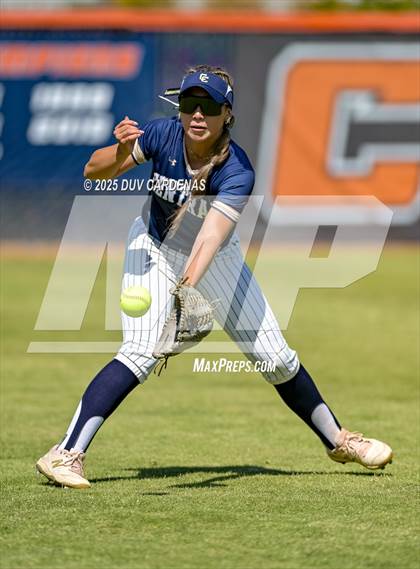 Thumbnail 1 in Central Catholic vs. Vanden (CIF SJS D3 Final) photogallery.