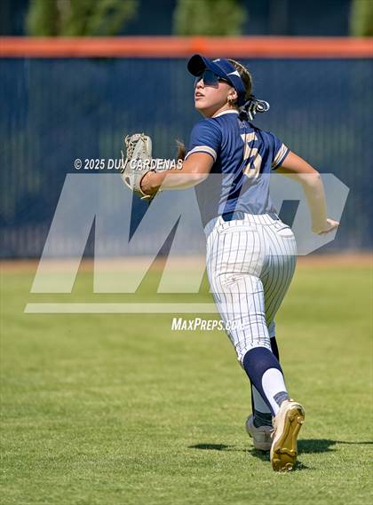 Thumbnail 2 in Central Catholic vs. Vanden (CIF SJS D3 Final) photogallery.