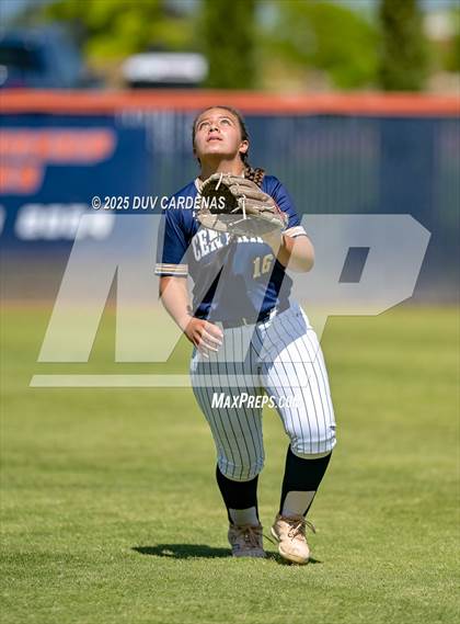 Thumbnail 1 in Central Catholic vs. Vanden (CIF SJS D3 Final) photogallery.