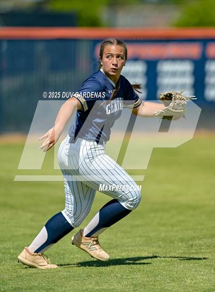 Thumbnail 1 in Central Catholic vs. Vanden (CIF SJS D3 Final) photogallery.