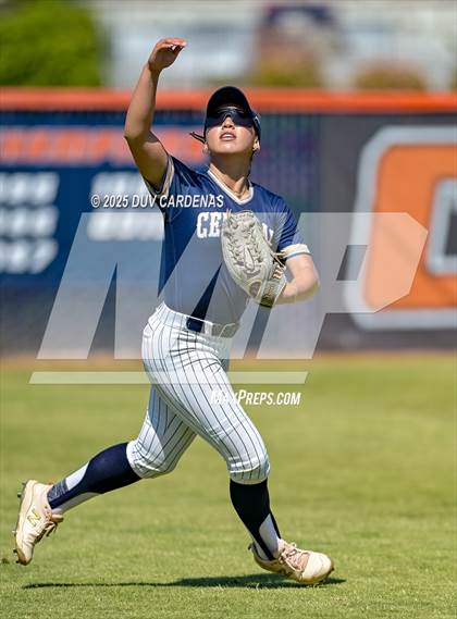 Thumbnail 1 in Central Catholic vs. Vanden (CIF SJS D3 Final) photogallery.