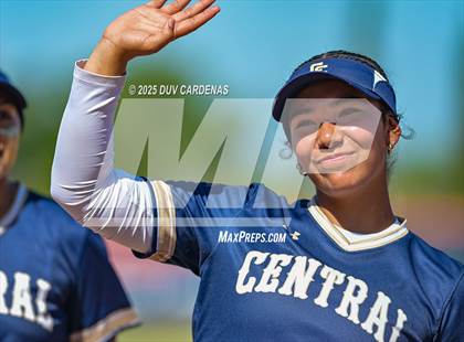 Thumbnail 1 in Central Catholic vs. Vanden (CIF SJS D3 Final) photogallery.