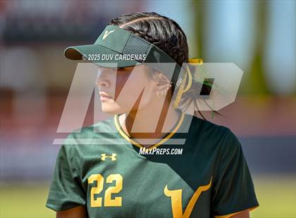 Thumbnail 3 in Central Catholic vs. Vanden (CIF SJS D3 Final) photogallery.