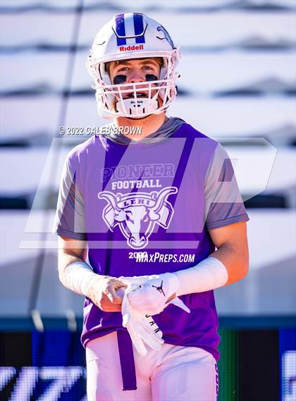 Thumbnail 2 in Stansbury vs. Lehi (UHSAA 5A Semifinal) photogallery.