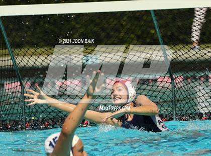 Thumbnail 2 in Arroyo Grande vs Clovis (St. Francis Invitational) photogallery.