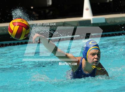 Thumbnail 2 in Arroyo Grande vs Clovis (St. Francis Invitational) photogallery.