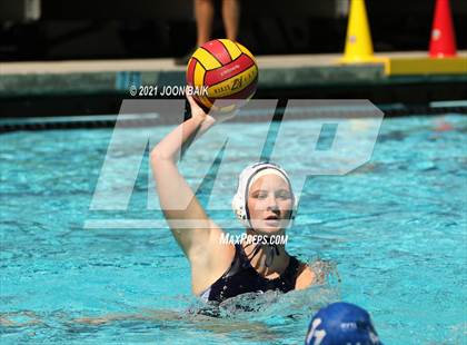 Thumbnail 2 in Arroyo Grande vs Clovis (St. Francis Invitational) photogallery.