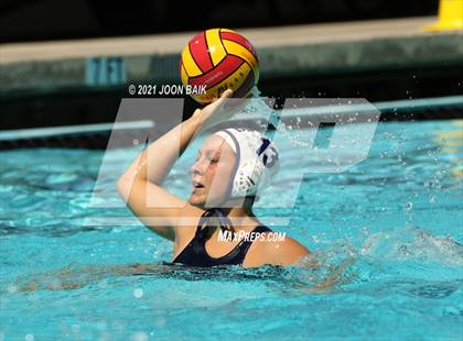 Thumbnail 2 in Arroyo Grande vs Clovis (St. Francis Invitational) photogallery.