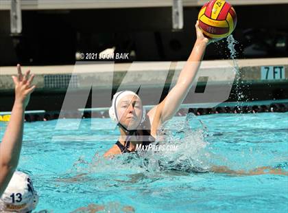 Thumbnail 2 in Arroyo Grande vs Clovis (St. Francis Invitational) photogallery.
