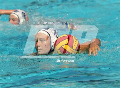 Thumbnail 3 in Arroyo Grande vs Clovis (St. Francis Invitational) photogallery.
