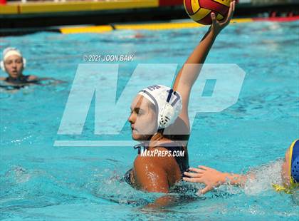 Thumbnail 3 in Arroyo Grande vs Clovis (St. Francis Invitational) photogallery.
