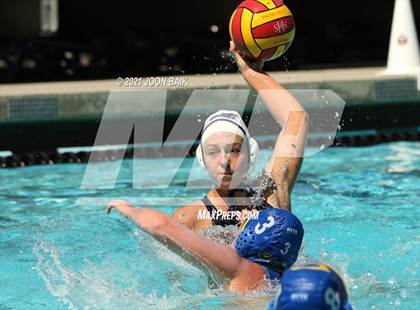 Thumbnail 3 in Arroyo Grande vs Clovis (St. Francis Invitational) photogallery.