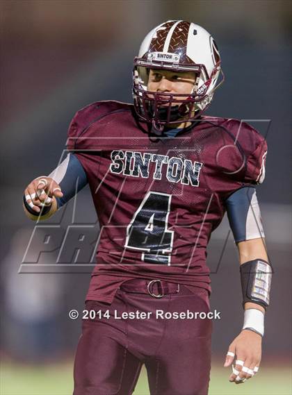 Thumbnail 2 in Sinton vs. Wimberley 4A D2 Regional photogallery.